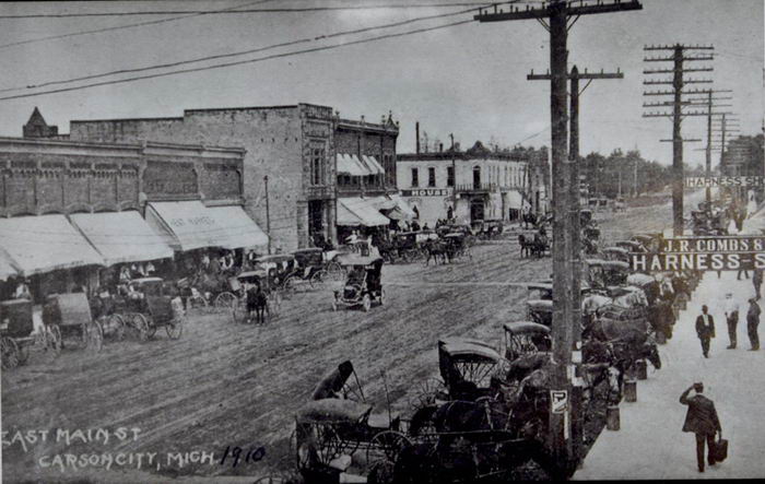 Carson City - Old Carson City Mi Postcard (newer photo)